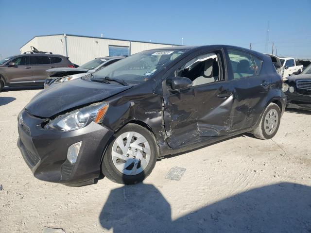 TOYOTA PRIUS C 2016 with VIN JTDKDTB39G1129977 - Photo from auction