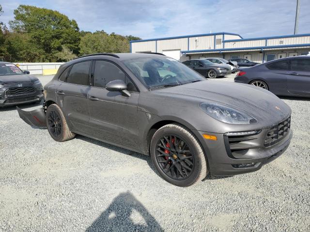 صورة رقم 4 من المزاد - 2017 PORSCHE MACAN GTS مع VIN WP1AG2A59HLB54916