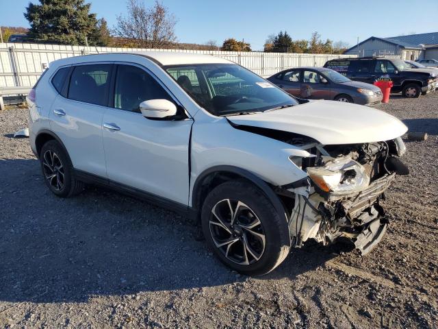 Photo 4 from auction – 2015 NISSAN ROGUE S with VIN 5N1AT2MV0FC838464