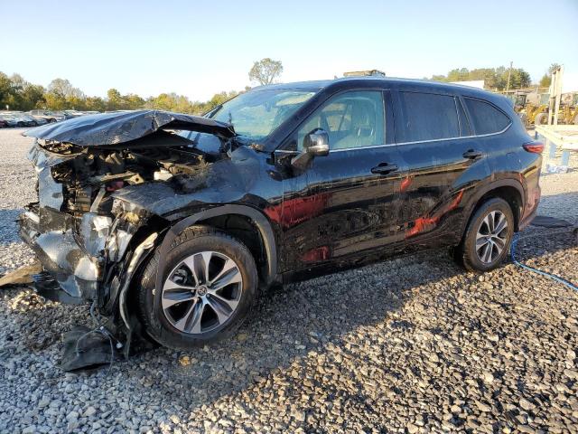 TOYOTA HIGHLANDER 2021 with VIN 5TDGZRAH8MS044330 - Photo from auction