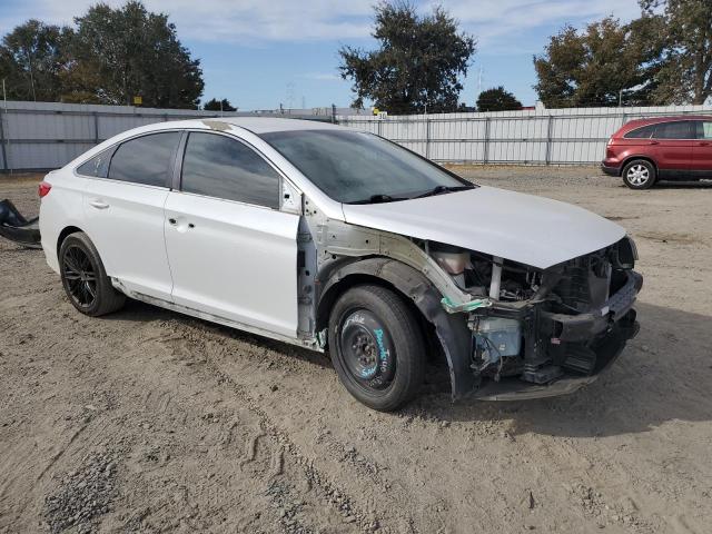 Photo 4 from auction – 2015 HYUNDAI SONATA SPO with VIN 5NPE34AF6FH078463