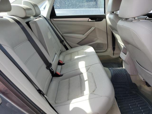 Photo 10 from auction – 2015 VOLKSWAGEN PASSAT S with VIN 1VWAS7A30FC117520