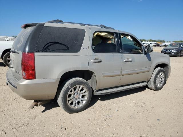 Photo 3 from auction – 2007 GMC YUKON with VIN 1GKFC13097R381800