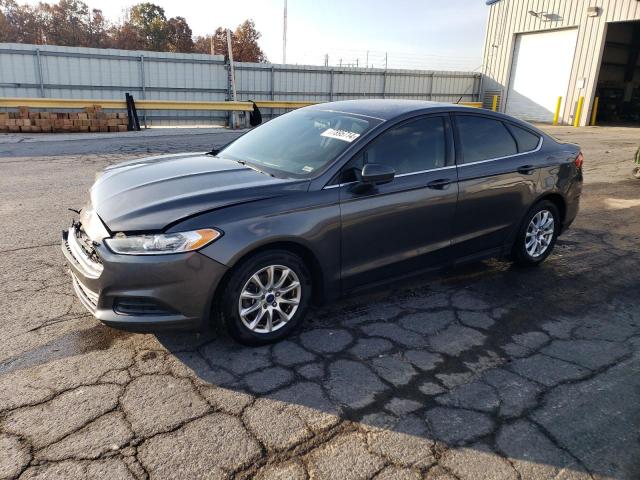 FORD FUSION S 2015 with VIN 3FA6P0G79FR261604 - Photo from auction