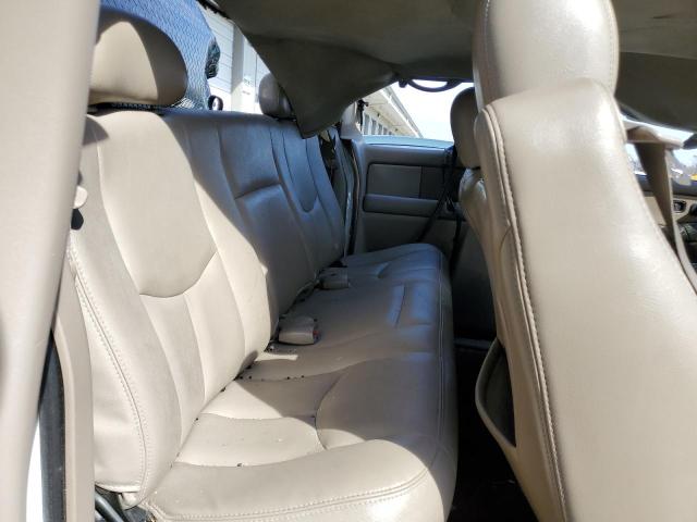 Photo 10 from auction – 2004 CHEVROLET SILVERADO with VIN 2GCEK19T741269609