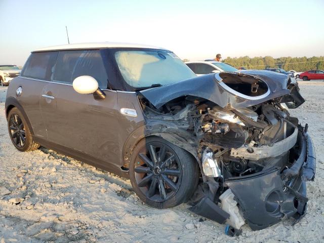 Photo 4 from auction – 2017 MINI COOPER S with VIN WMWXP7C35H2A45802