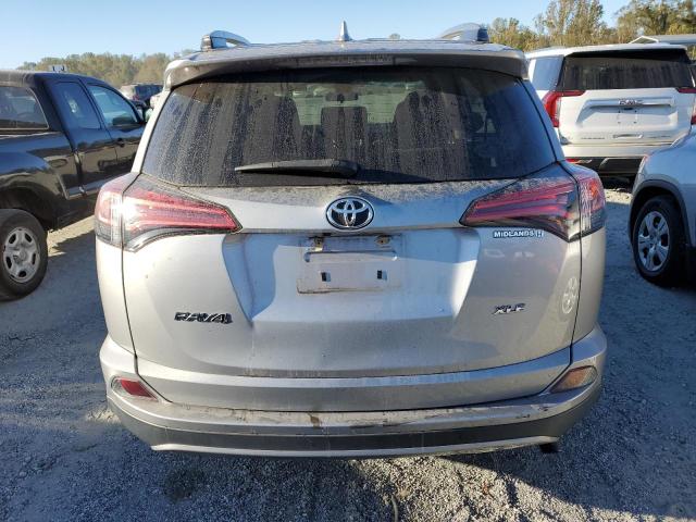 Photo 6 from auction – 2017 TOYOTA RAV4 XLE with VIN 2T3WFREV8HW397305