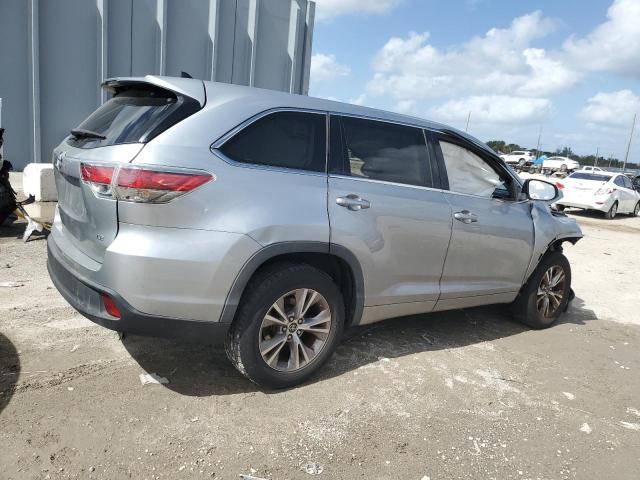 Photo 3 from auction – 2016 TOYOTA HIGHLANDER with VIN 5TDZKRFH7GS157499