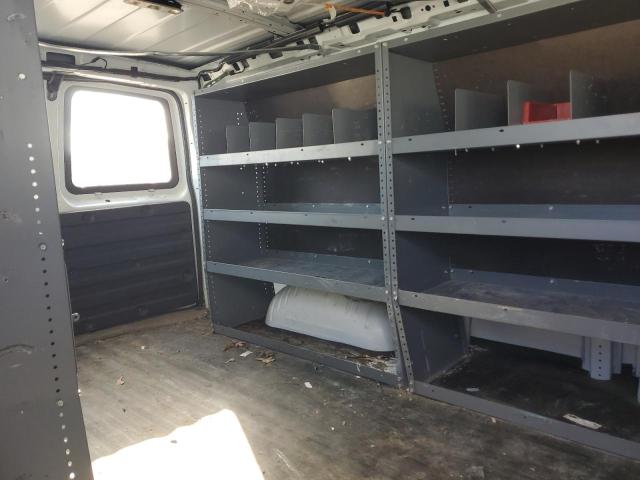Photo 11 from auction – 2018 CHEVROLET EXPRESS G2 with VIN 1GCWGAFP9J1339951