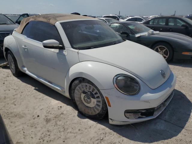 Photo 4 from auction – 2013 VOLKSWAGEN BEETLE with VIN 3VW5P7AT6DM823924