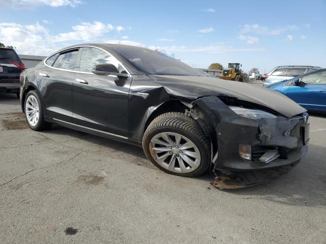 Photo 4 from auction – 2016 TESLA MODEL S with VIN 5YJSA1E17GF152463