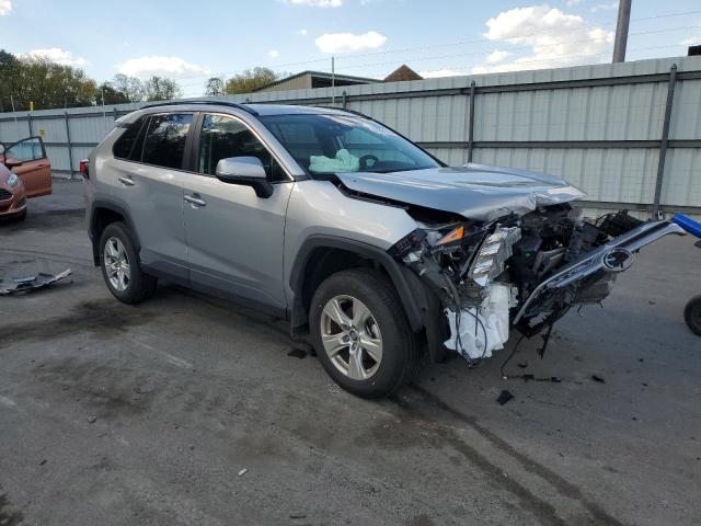 Photo 4 from auction – 2020 TOYOTA RAV4 XLE with VIN 2T3P1RFVXLW100433