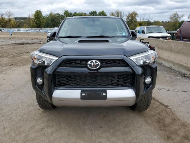 Photo 5 from auction – 2019 TOYOTA 4RUNNER SR with VIN JTEBU5JR4K5725609