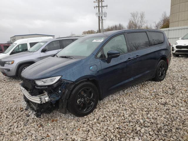 CHRYSLER PACIFICA H 2022 with VIN 2C4RC1L77NR213781 - Photo from auction