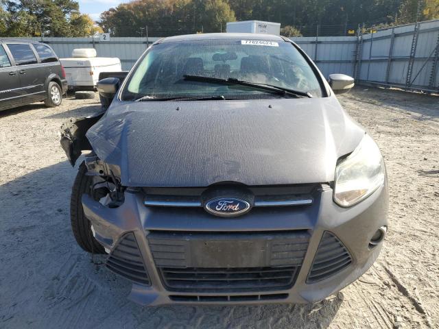 Foto 5 de la subasta – 2014 FORD FOCUS SE con VIN 1FADP3K20EL325515