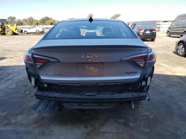 Photo 6 from auction – 2017 HYUNDAI SONATA HYB with VIN KMHE34L14HA045033