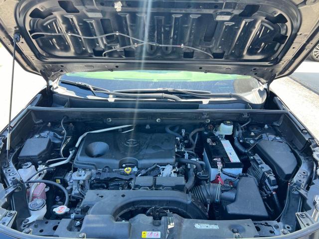 Photo 7 from auction – 2019 TOYOTA RAV4 XLE with VIN JTMP1RFV1KD511795