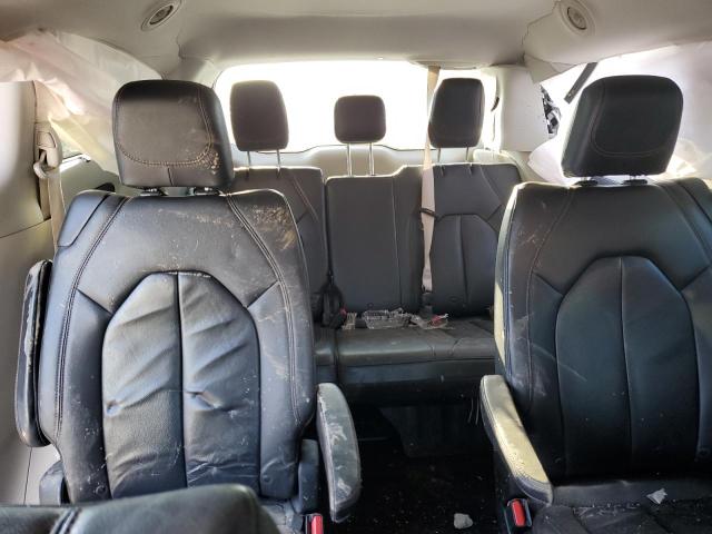Photo 10 from auction – 2017 CHRYSLER PACIFICA T with VIN 2C4RC1BG5HR657876