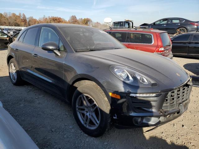 Photo 4 from auction – 2017 PORSCHE MACAN with VIN WP1AA2A59HLB83849