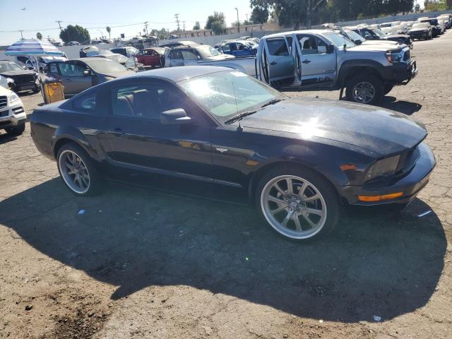 Photo 4 from auction – 2005 FORD MUSTANG with VIN 1ZVHT80N955183233