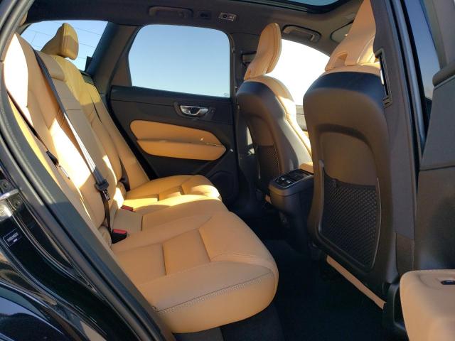 Photo 11 from auction – 2021 VOLVO XC60 T5 IN with VIN YV4102DL9M1862702