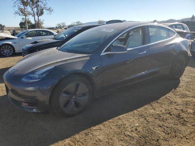 TESLA MODEL 3 2018 with VIN 5YJ3E1EB1JF099400 - Photo from auction