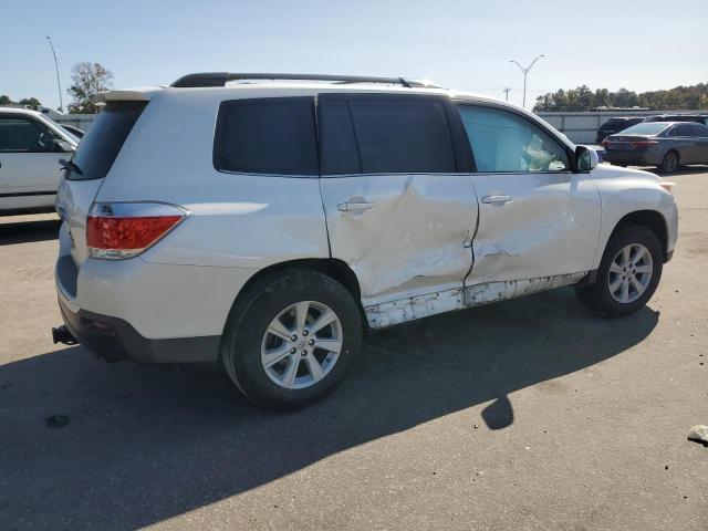 Photo 3 from auction – 2013 TOYOTA HIGHLANDER with VIN 5TDZK3EH1DS135766