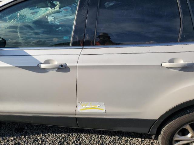 Photo 13 from auction – 2017 FORD ESCAPE SE with VIN 1FMCU0GD3HUB86823
