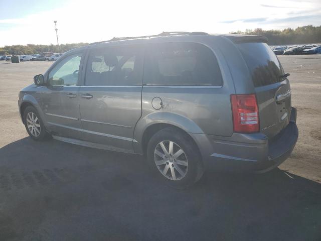 Photo 2 from auction – 2009 CHRYSLER TOWN & COU with VIN 2A8HR54159R645862