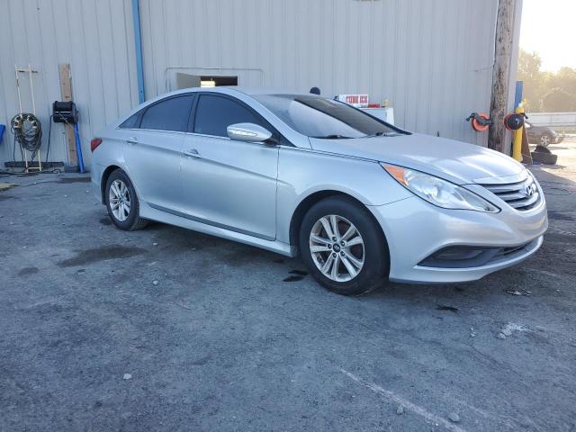 Photo 4 from auction – 2014 HYUNDAI SONATA GLS with VIN 5NPEB4AC3EH877785