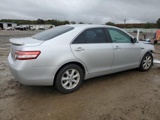 Photo 3 from auction – 2011 TOYOTA CAMRY BASE with VIN 4T1BF3EK6BU749962