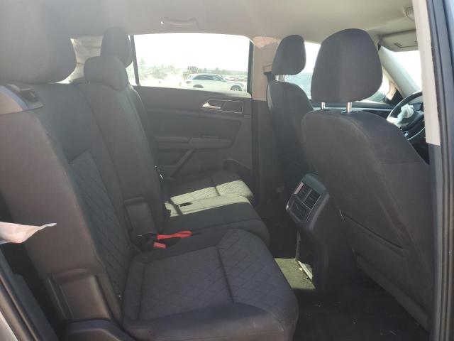 Photo 10 from auction – 2018 VOLKSWAGEN ATLAS S with VIN 1V2AP2CA9JC528392