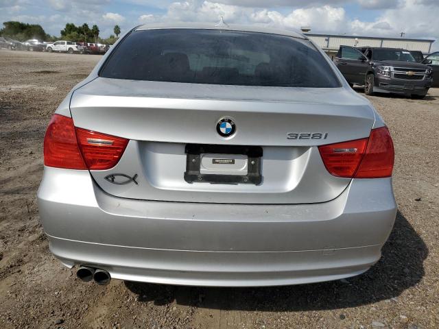Photo 6 from auction – 2011 BMW 328 I with VIN WBAPH7C58BE682877