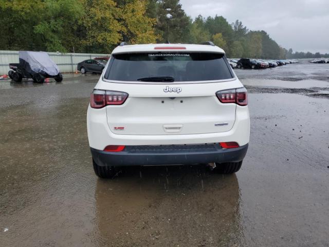 Photo 6 from auction – 2017 JEEP COMPASS LA with VIN 3C4NJCBB3HT642925