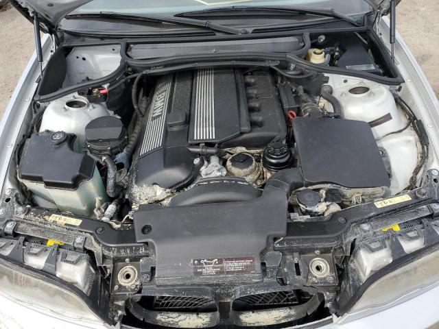 Photo 11 from auction – 2001 BMW 330 CI with VIN WBABS53431JU88352