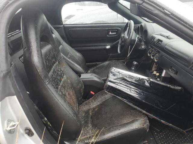 Photo 10 from auction – 2003 TOYOTA MR2 SPYDER with VIN JTDFR320330056176