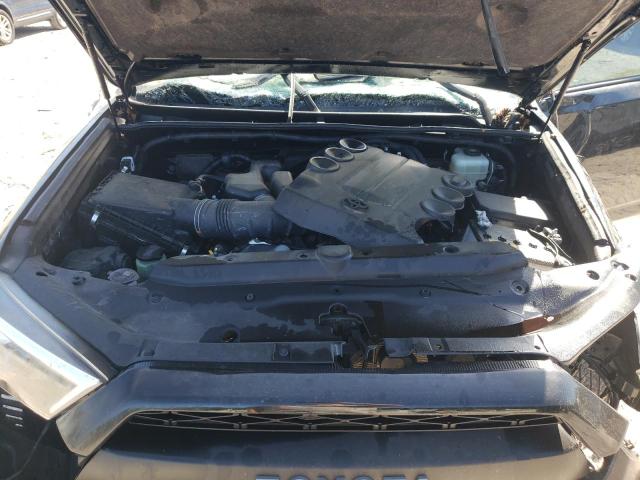 Photo 12 from auction – 2019 TOYOTA 4RUNNER SR with VIN JTEBU5JR8K5722289