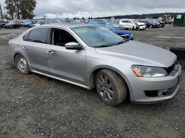 Photo 4 from auction – 2014 VOLKSWAGEN PASSAT SE with VIN 1VWBN7A39EC043301