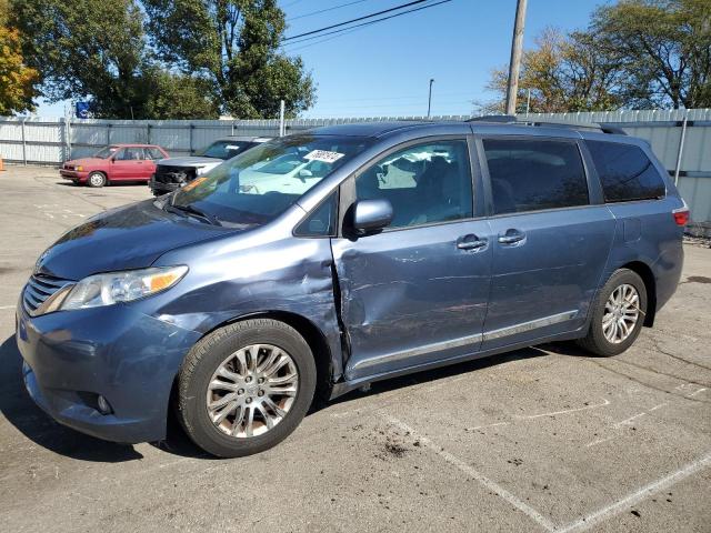 TOYOTA SIENNA XLE 2016 with VIN 5TDYK3DC9GS765055 - Photo from auction