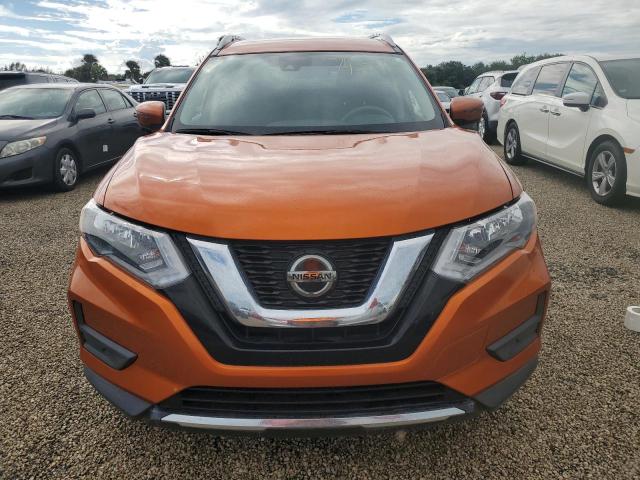 Photo 5 from auction – 2019 NISSAN ROGUE S with VIN 5N1AT2MT5KC700962