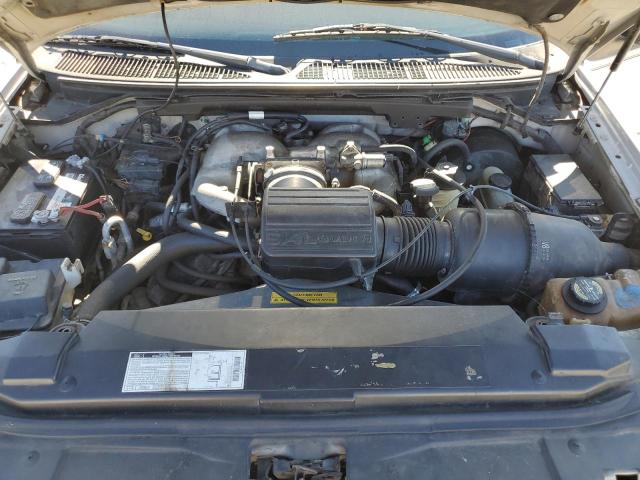 Photo 12 from auction – 2000 LINCOLN NAVIGATOR with VIN 5LMFU28A1YLJ33053