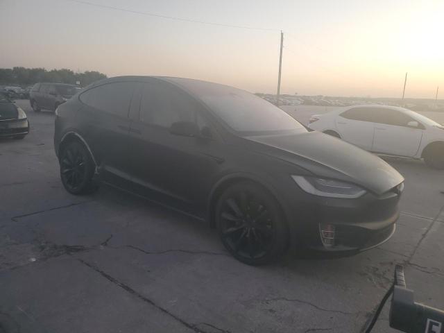 Photo 4 from auction – 2017 TESLA MODEL X with VIN 5YJXCBE25HF054029