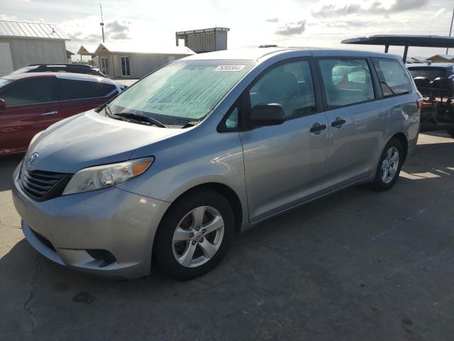 TOYOTA SIENNA 2016 with VIN 5TDZK3DC1GS753132 - Photo from auction