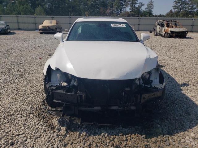 Photo 5 from auction – 2017 LEXUS IS 200T with VIN JTHBA1D27H5047742