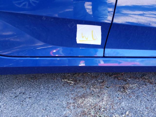 Photo 12 from auction – 2018 HONDA CIVIC LX with VIN 19XFC2F52JE038080