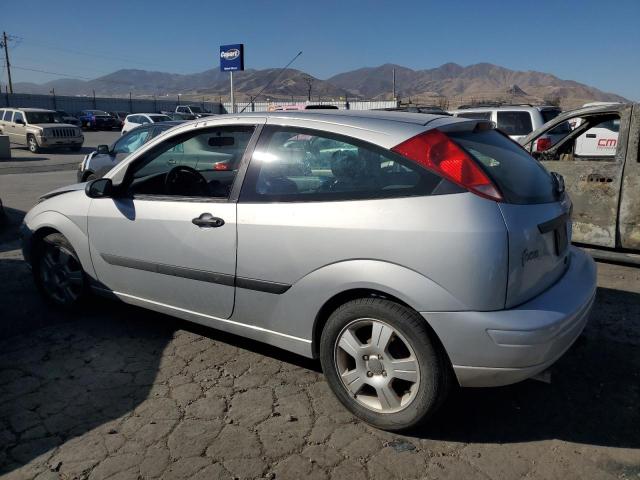 Photo 2 from auction – 2003 FORD FOCUS ZX3 with VIN 3FAFP313X3R123198