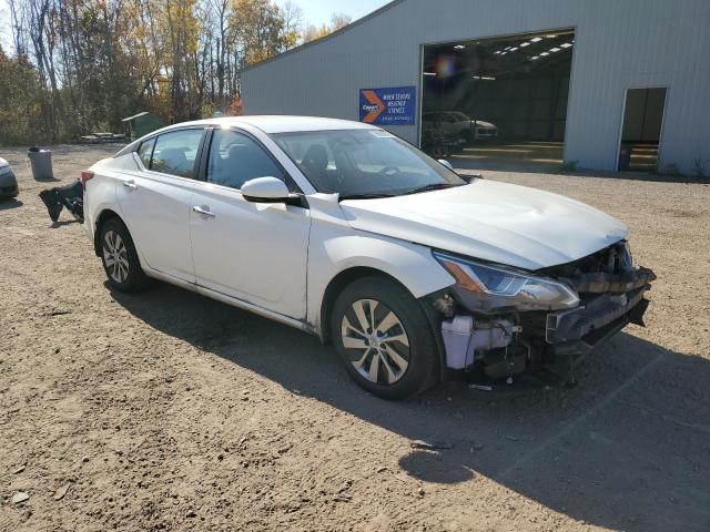 Photo 4 from auction – 2019 NISSAN ALTIMA S with VIN 1N4BL4BW2KN311675