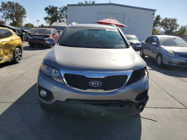 Photo 5 from auction – 2013 KIA SORENTO EX with VIN 5XYKU4A63DG395038