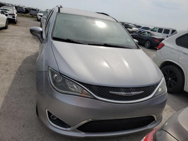 Photo 5 from auction – 2017 CHRYSLER PACIFICA T with VIN 2C4RC1EG5HR811966