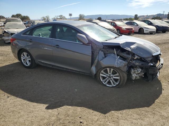 Photo 4 from auction – 2013 HYUNDAI SONATA GLS with VIN 5NPEB4AC7DH684778